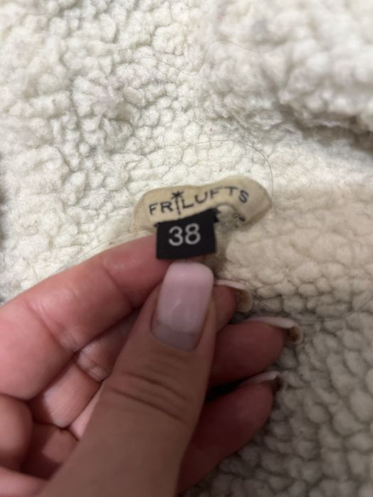 продам куртку та пально жіноче