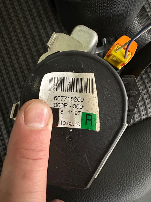 Mercedes w169 W245 pas bezpieczeństwa prawa strona