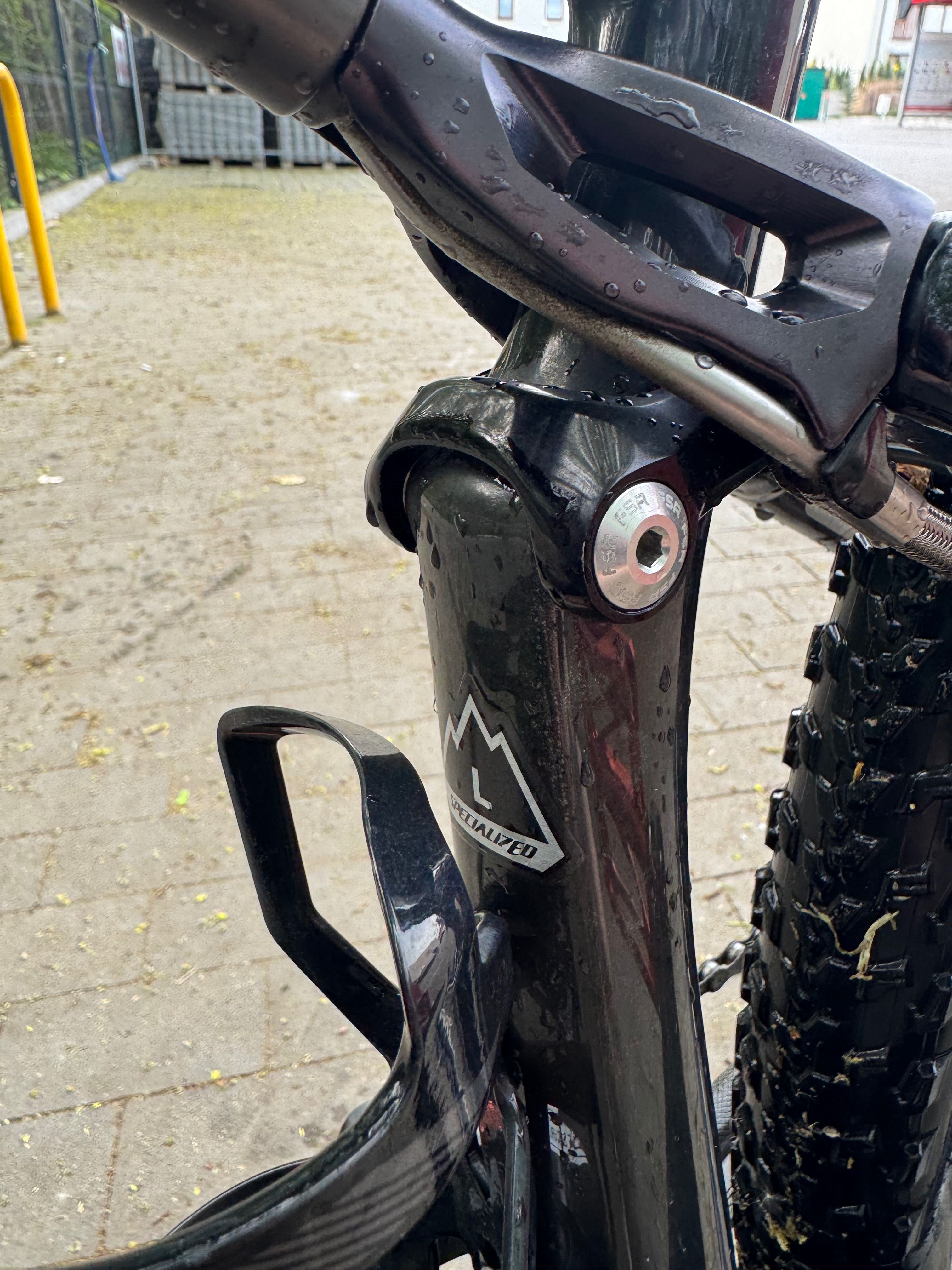 Specialized Epic Comp. Carbon. Brain. L