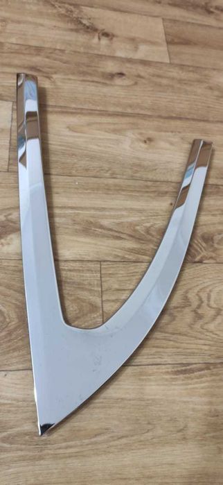 Молдинг хром заднего стекла Tesla