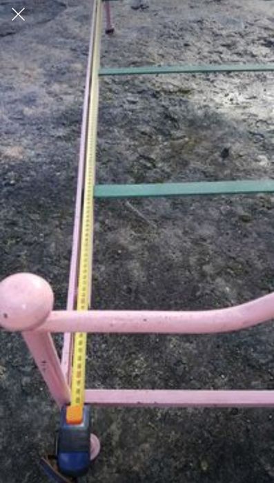 Cama de ferro muito antiga