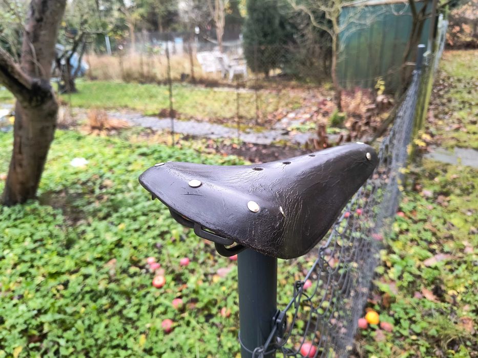 Siodełko sygnowane ZZR do Jaguar/Huragan