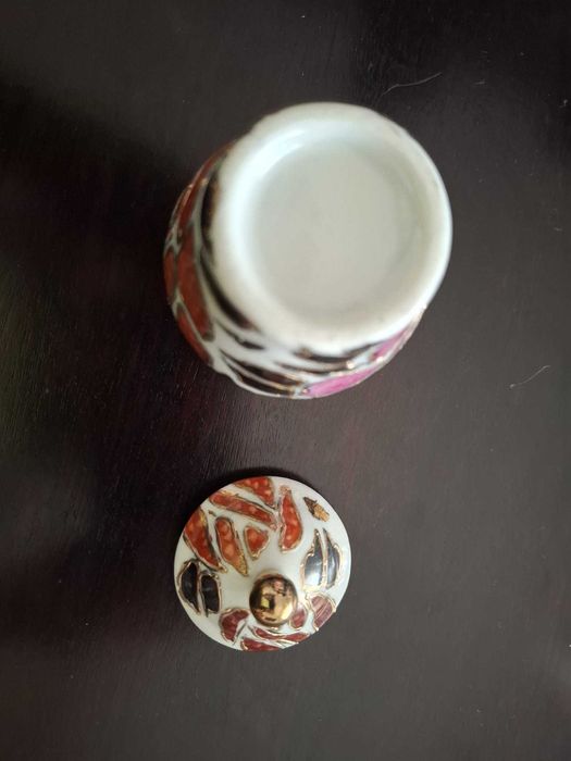 Vaso de cerâmica decorativo