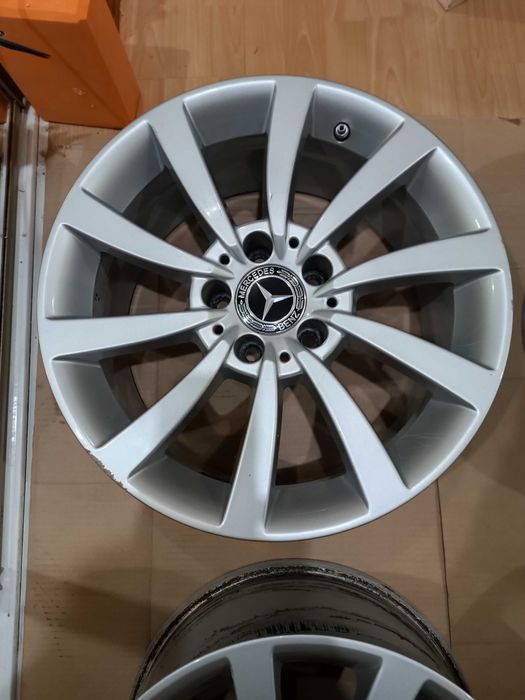 Оригинальные диски Mercedes CLS W218, R17, 8,5J вкруг ЕТ34,5