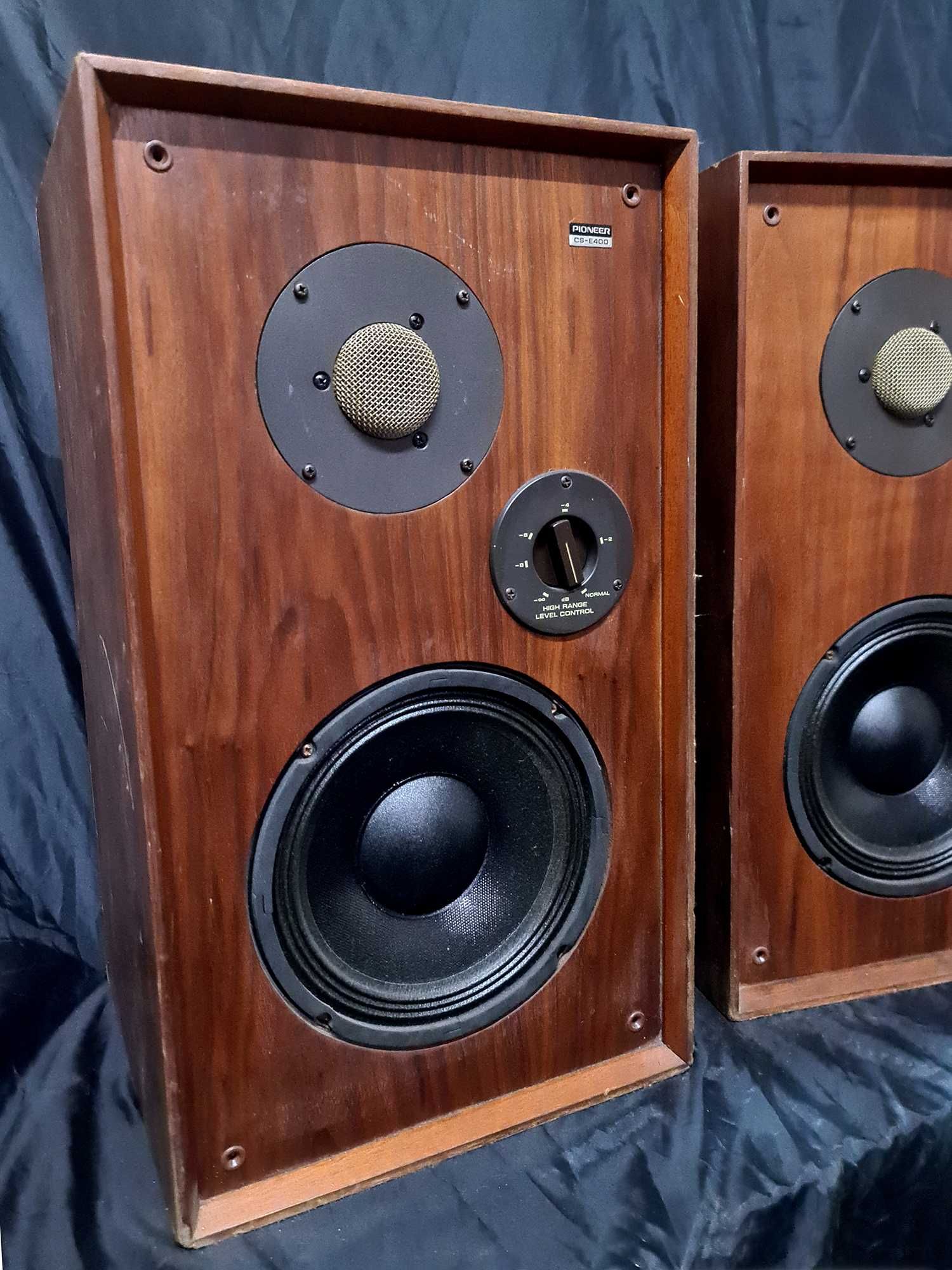Colunas Pioneer CS-E400