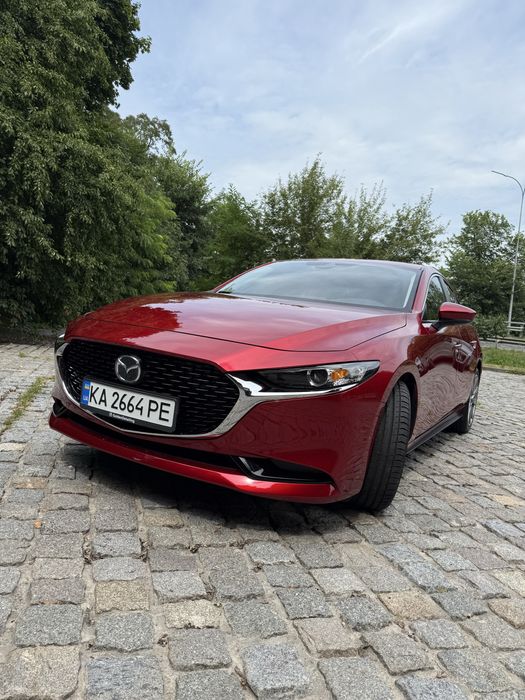 Мазда 3 BP 2020 року