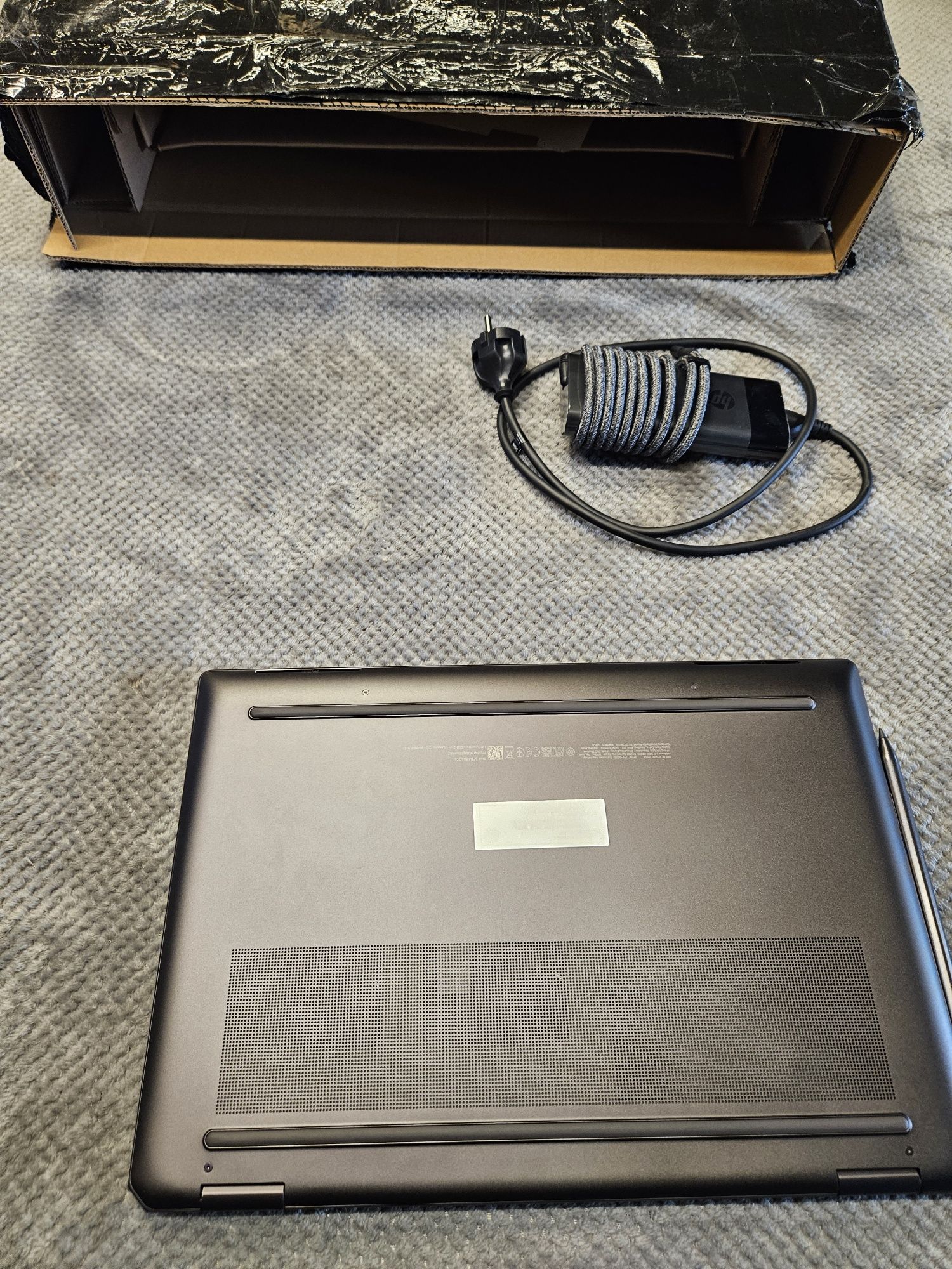 Hp spectre x360 16" 32GB 2TB ultra7 155h16/22corr 24MB  oled 120hz