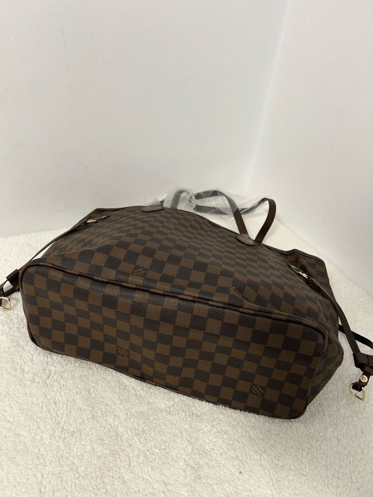 Torebka Shoperka skórzana Louis Vuitton model Neverfull skórzana