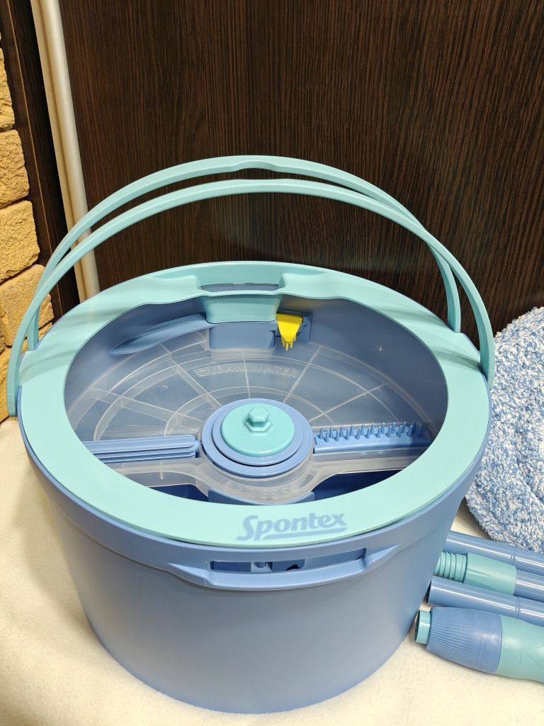 Wiadro i mop obrotowy Spontex aqua revolution system