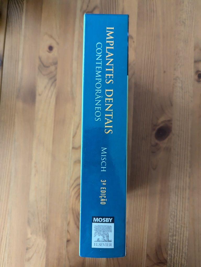 Livro Implantes Dentais Contemporâneos - Carl E. Misch - 3°edição