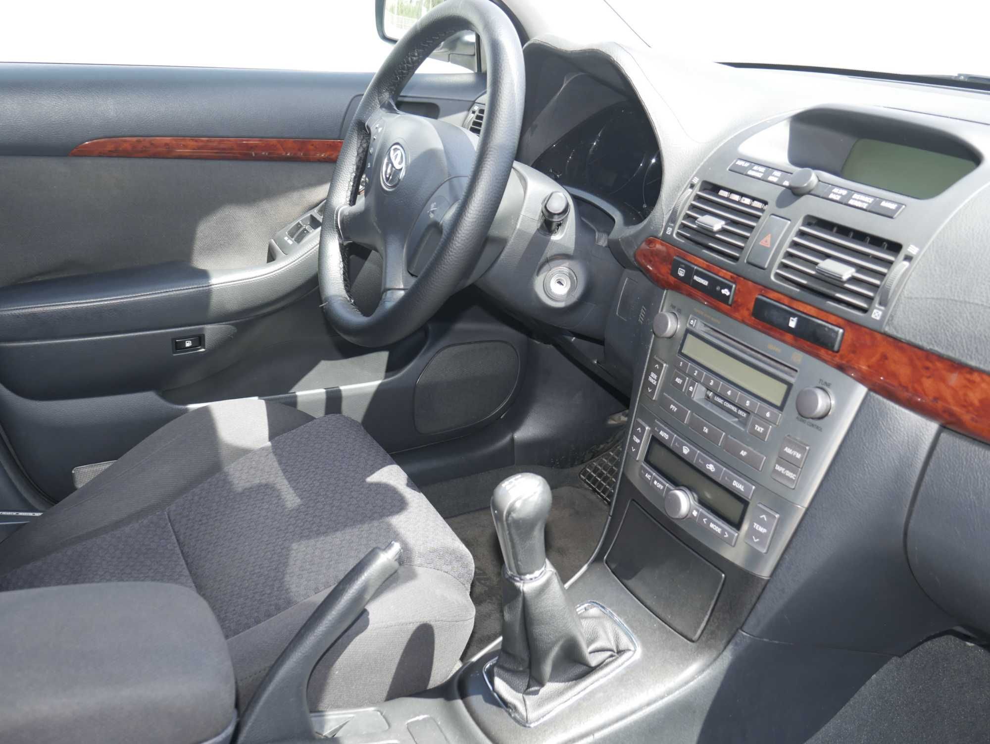 Toyota Avensis 2.0 D4D 2004