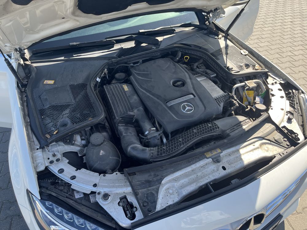 Mercede Benz C klasa W205 benz 2.0 2016r