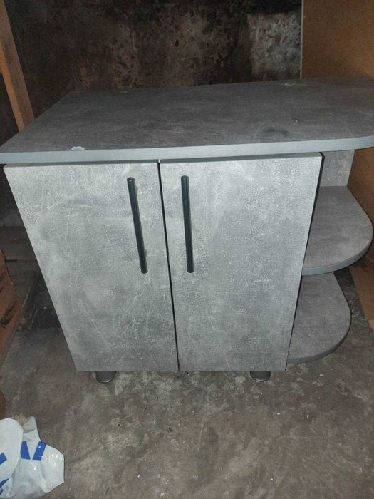 Прихожа, компьютерний стіл комод тумба під телевізор