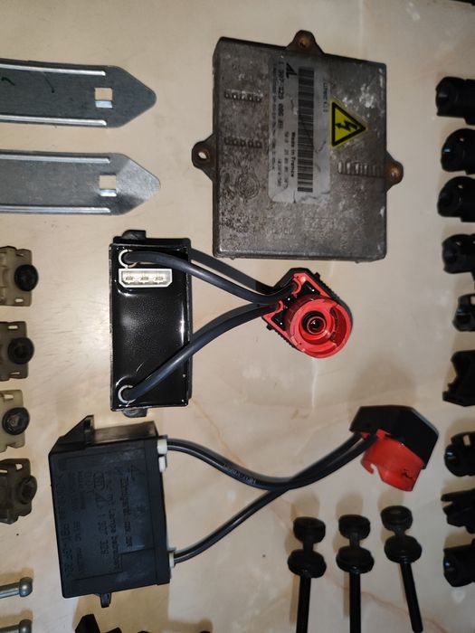 Фари Мазда 6 GG в розборі є все