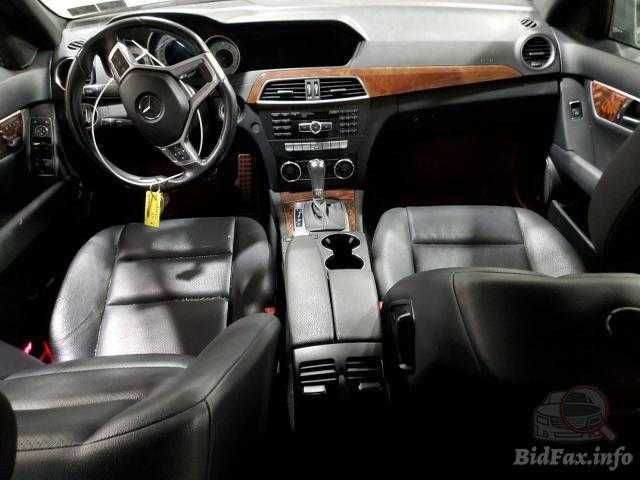 Запчастини розборка mercedes benz w204 C350 C300 2010 2011 2012 2013