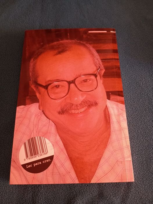 João Ubaldo Ribeiro - O Albatroz Azul