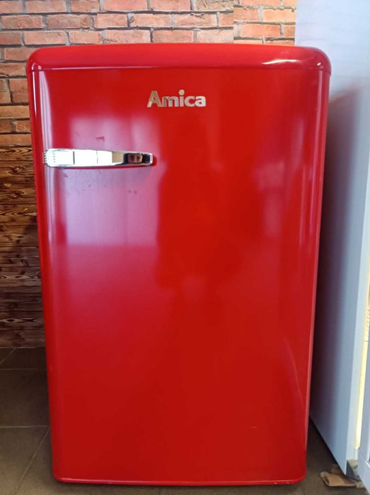 Lodówka Amica styl retro kl A++ / wys 86 cm