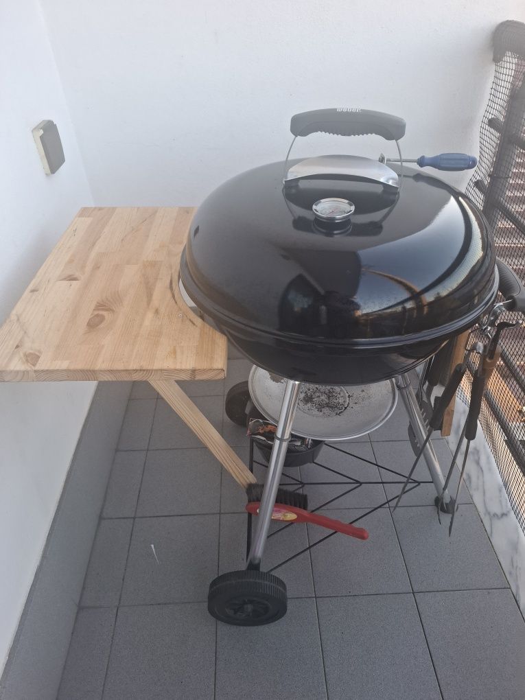 Grelhador Weber Compact