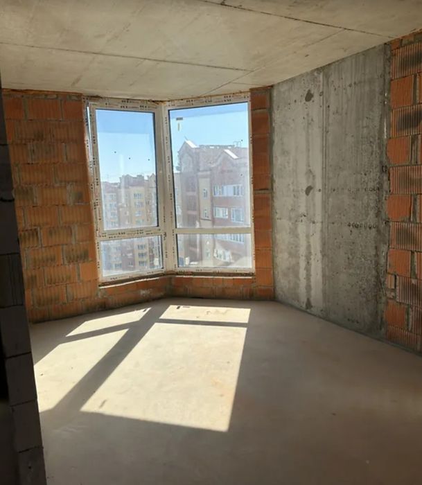 Продаж 1к квартири 44 кв. м на вул. Куліша