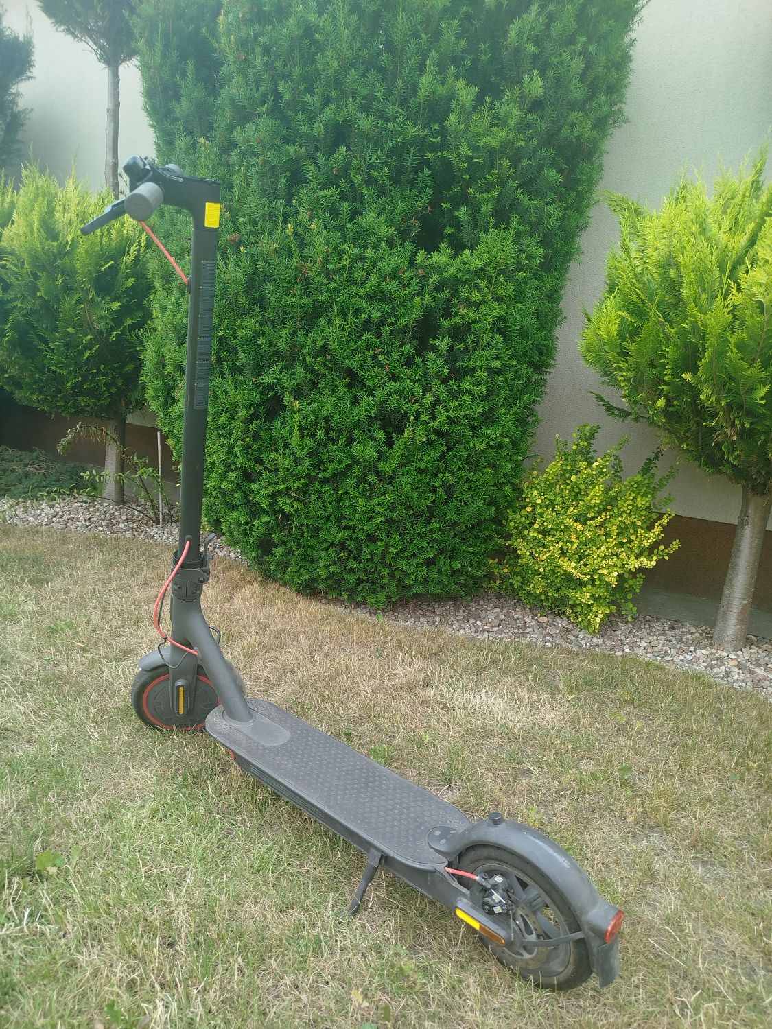 Sprzedam hulajnogę elektryczną Xiaomi Mi Electric Scooter Pro 2