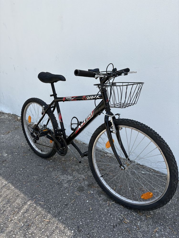 Bicicleta Astro.