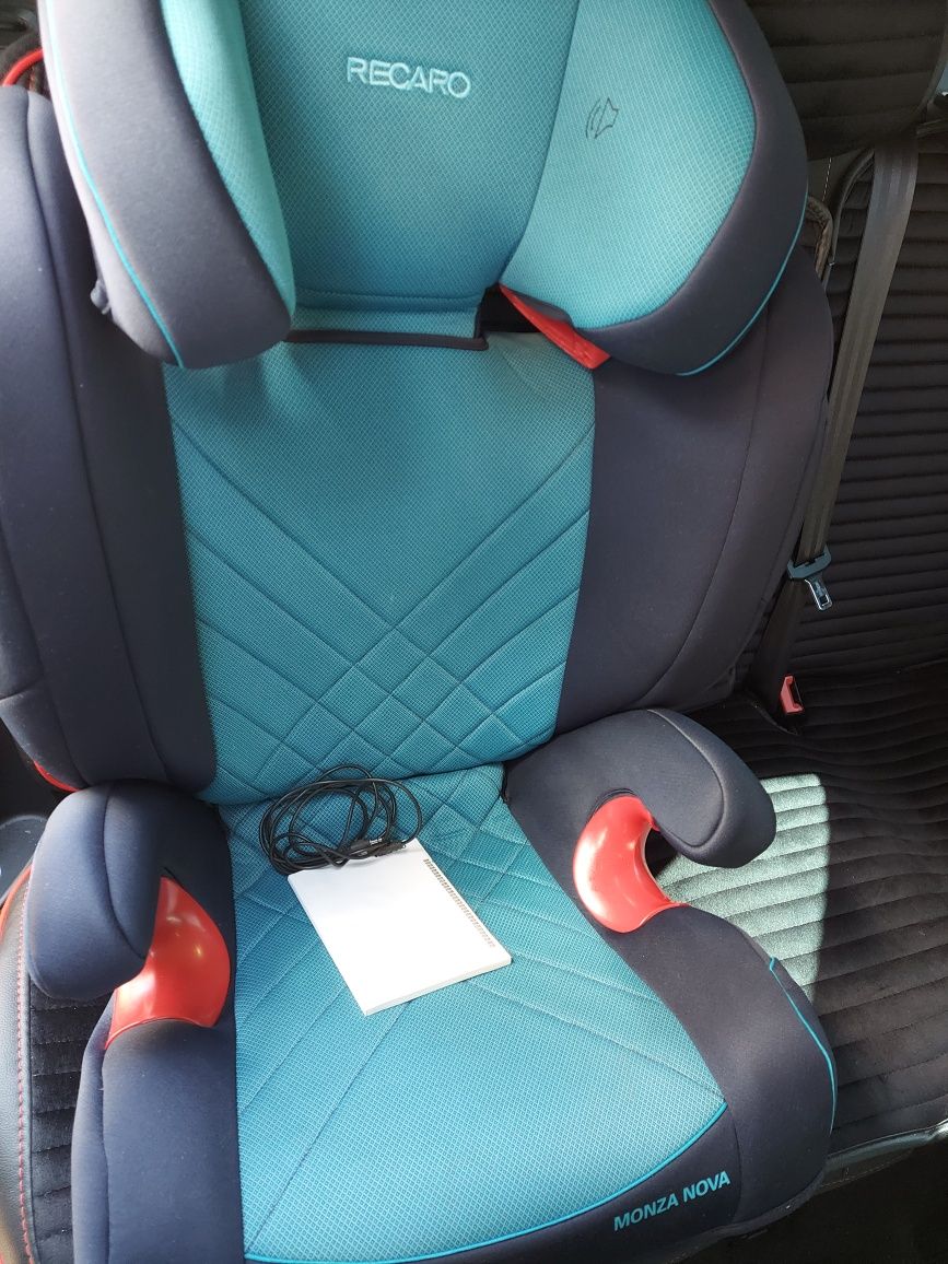 Автокрісло Recaro Monza Nova Seatfix isofix 15-36 кг 4-12 років
