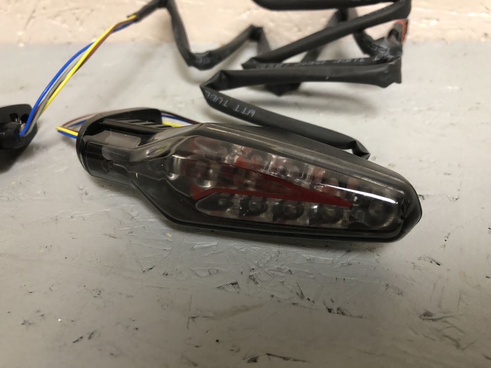Bmw R1250 GS / R / RT / RS Kierunkowskazy Led Tył Tylne 4 Pin Lampy
