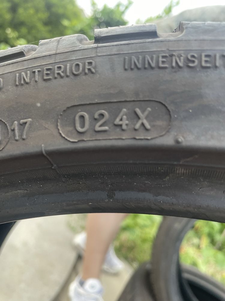 Pneus 235/35r19