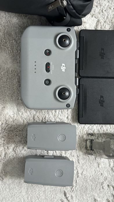 Air 2S Drone Set (Controller + Battery + Accessories)64174059128579121