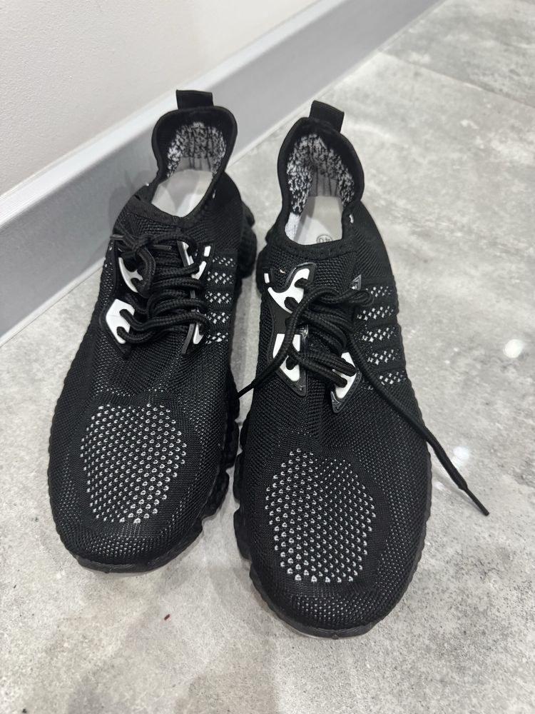 Buty sportowe rozmiar 40
