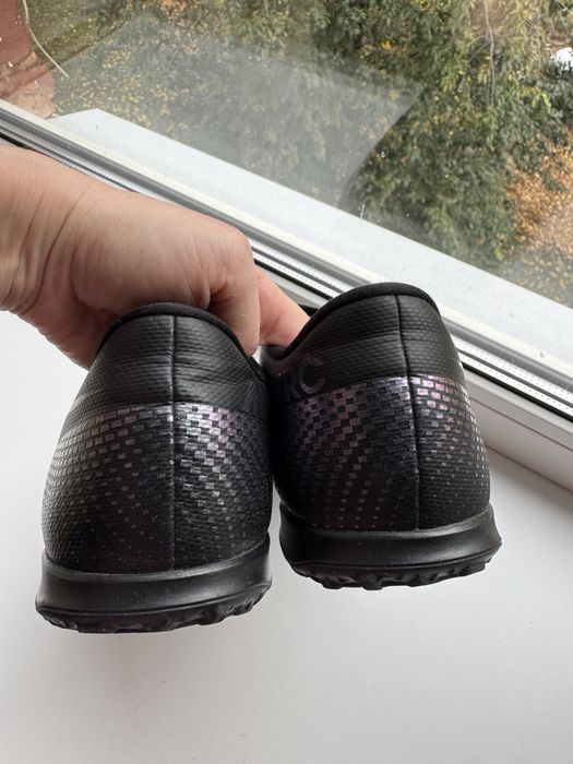 Сороконіжки Nike