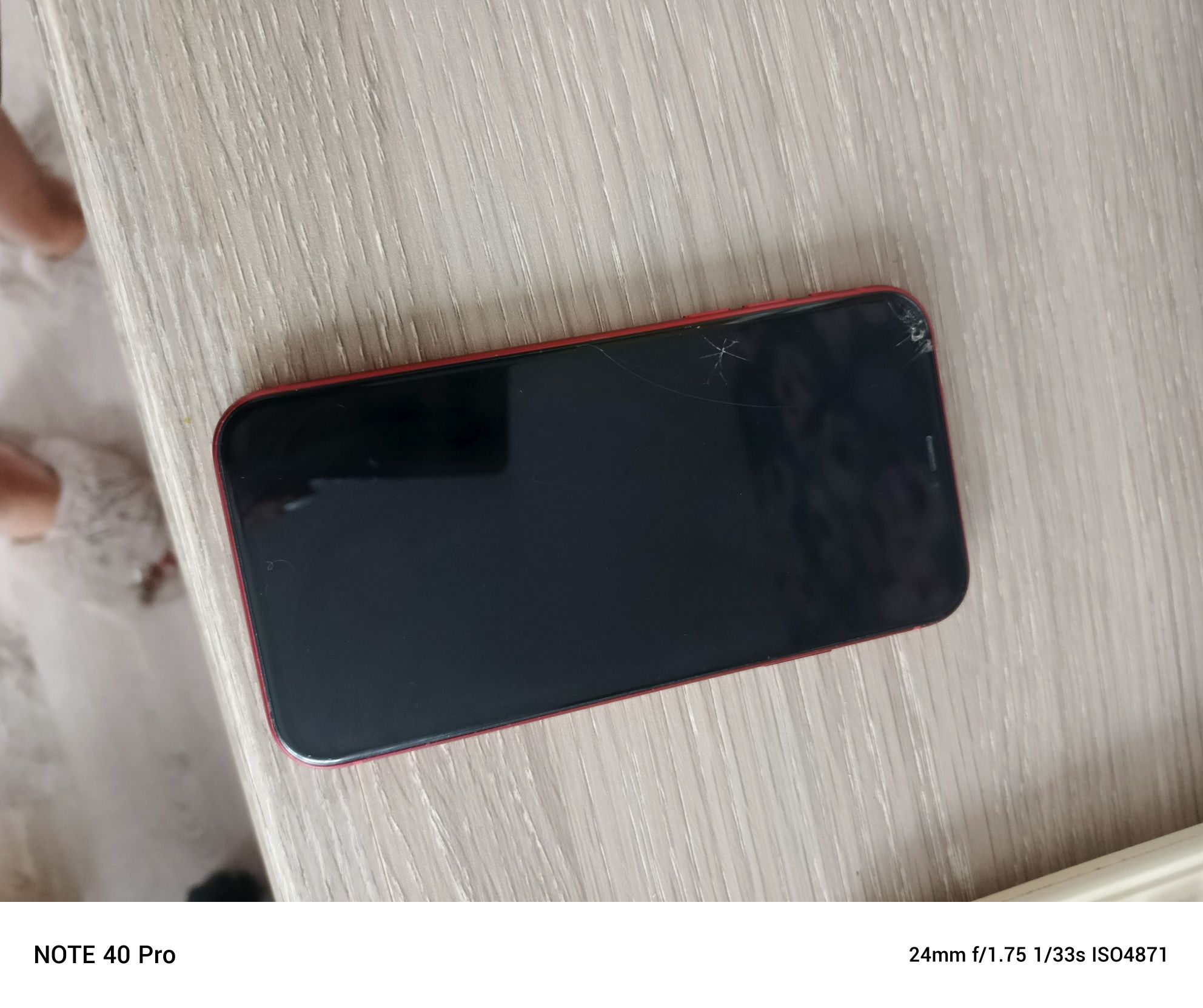 iPhone 11 64 gb kolor czerwony