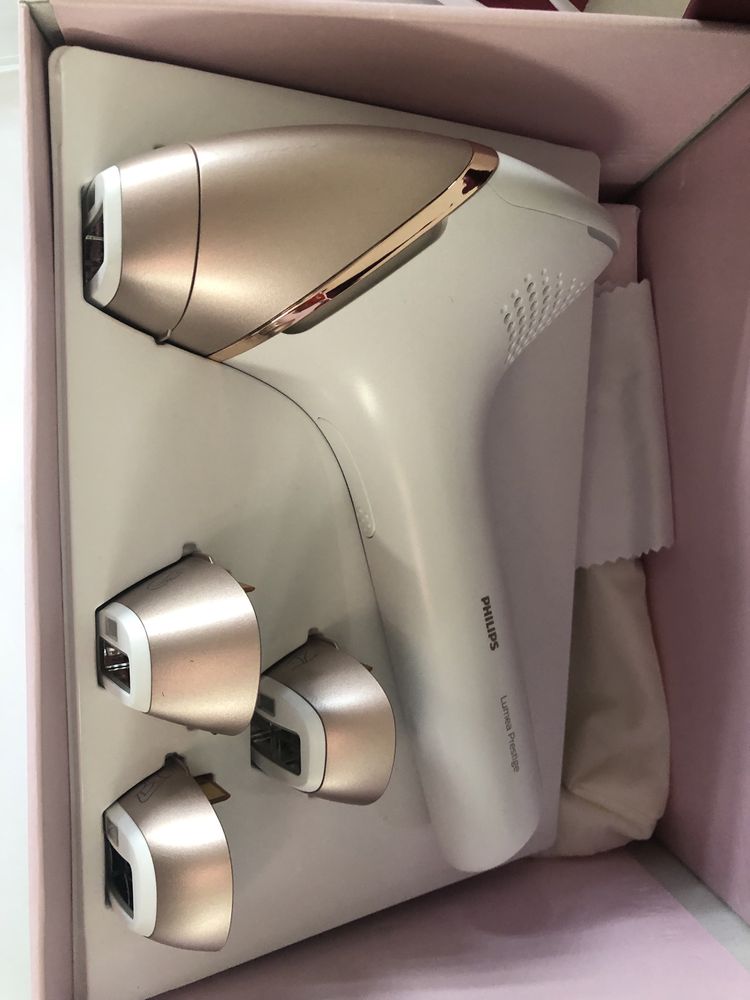 Depilator laserowy philips lumea prestige BRI 956