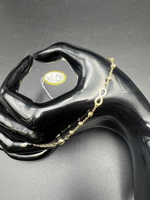 Złota bransoletka 
Próba 585 
Waga: 2.83 g