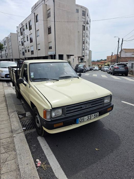 Toyota HILUX Pickup de 1989 impecável