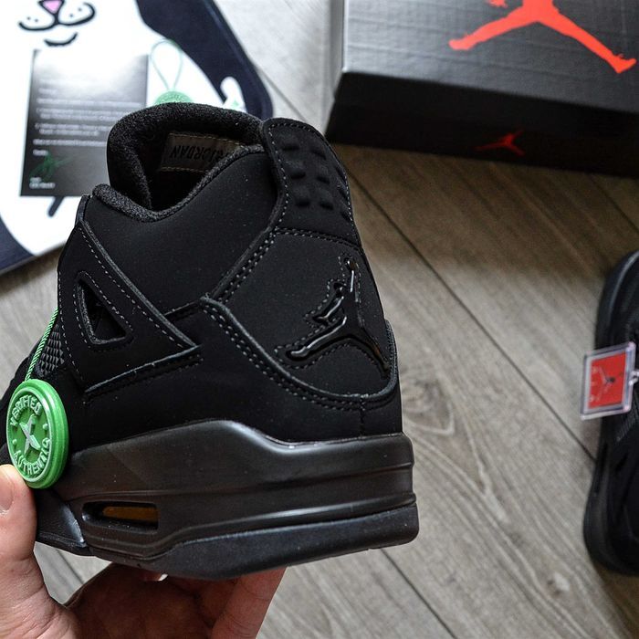 Мужские кроссовки Nike Air Jordan 4 "Black Cat" Premium. Размеры 40-45