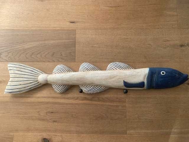 Cabide em forma de peixe