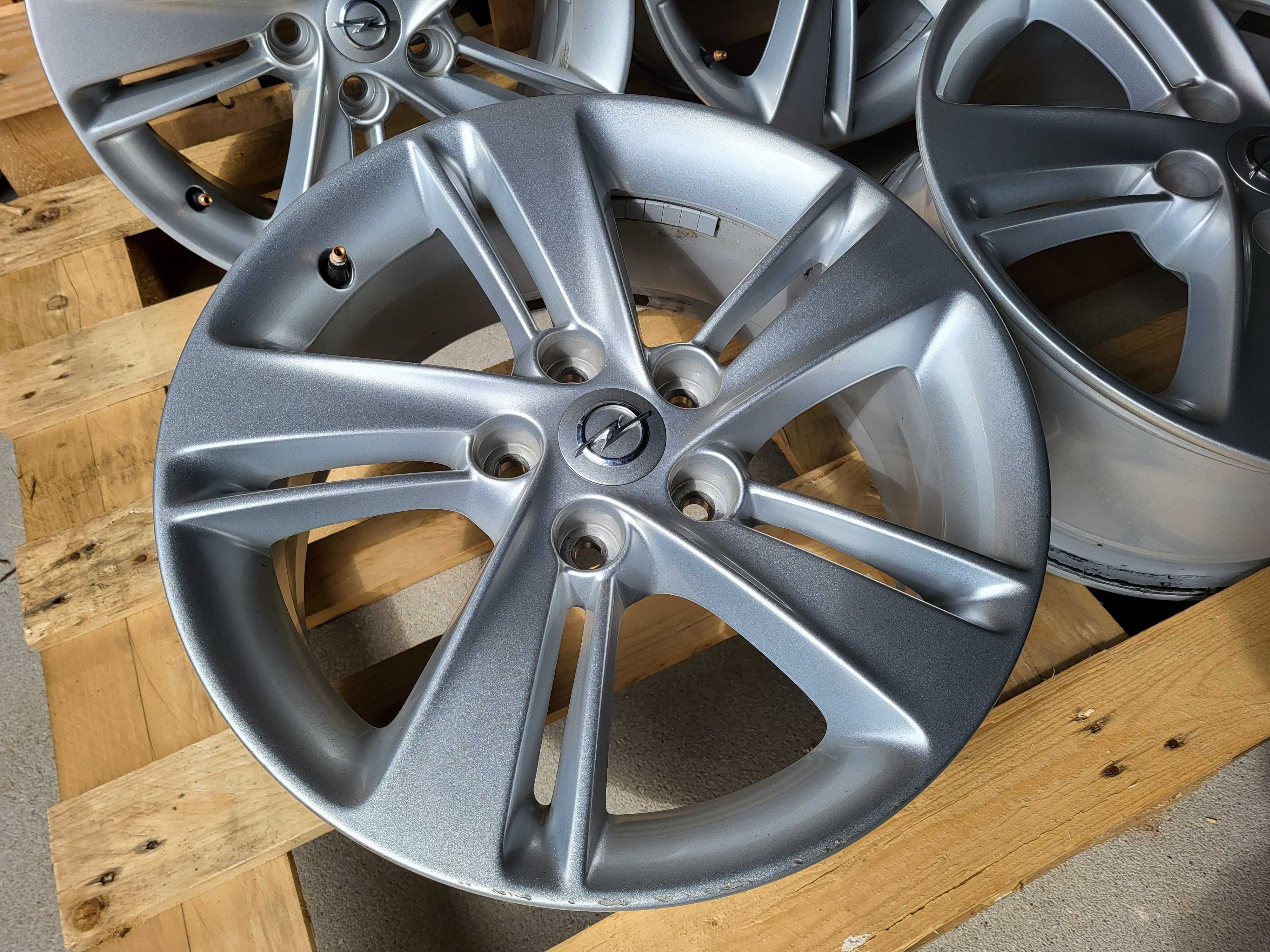 [698] Felgi aluminiowe 17 Cali 5x115 Opel Oryginal INSIGNIA B ASTRA