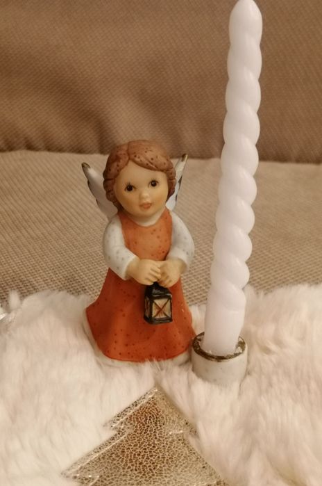 Porcelanowy anioł nadziei firmy Goebel mi