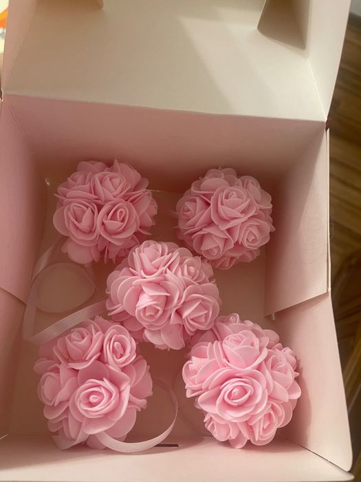 Bombki i misie z różyczek piankowych