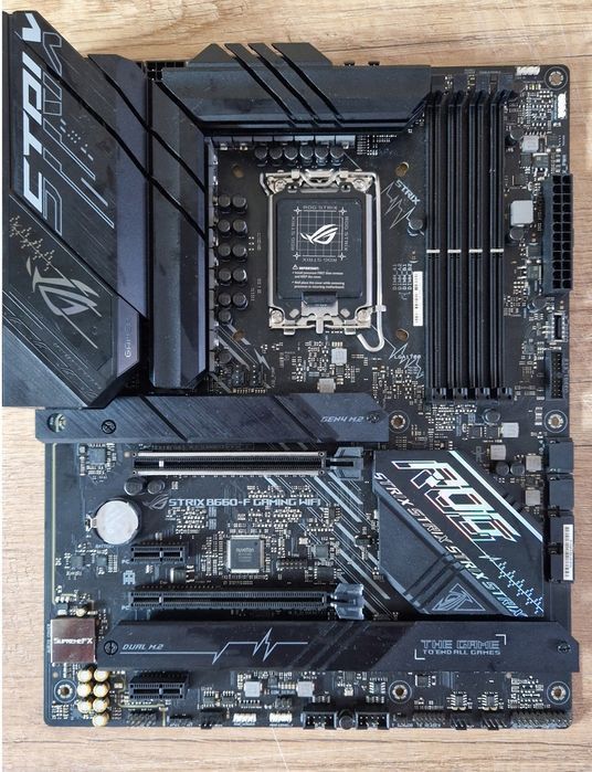 Płyta główna Asus ROG Strix B660-F Gaming WiFi  box gwarancja