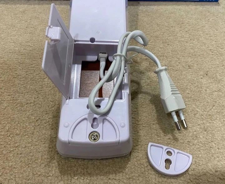 Аварійний світлодіодний світильник ACK акумуляторний ліхтар 30 LED