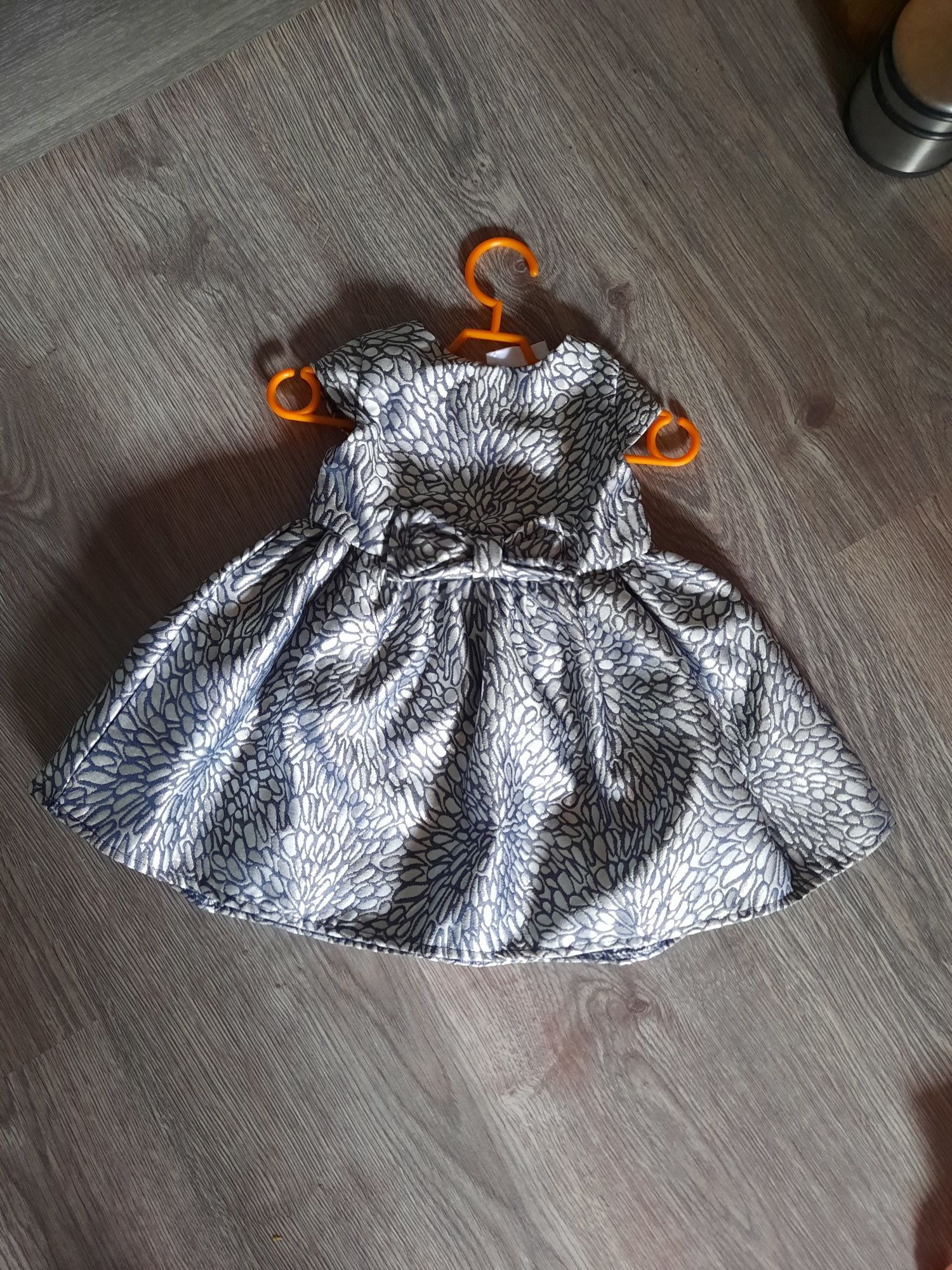 Sukieneczka srebrna