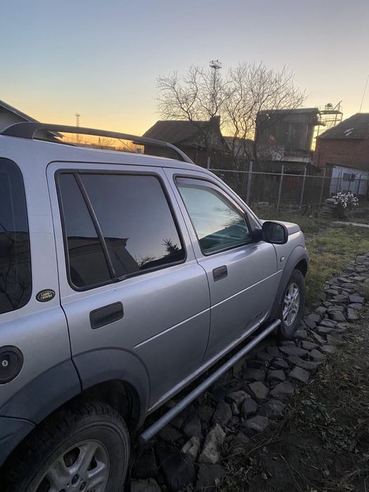 Ленд ровер продаж