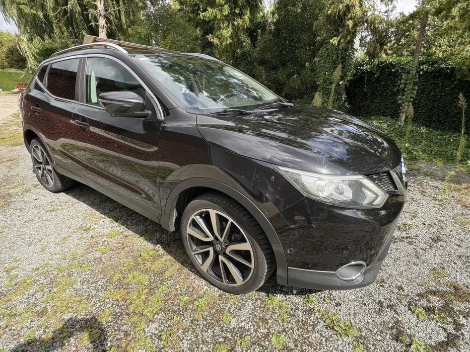 Nissan Qashqai      2015