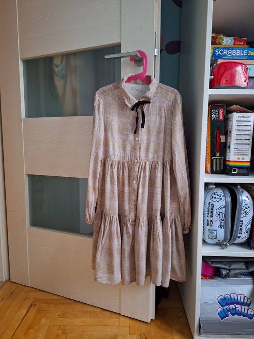 Sukienka Reserved 152