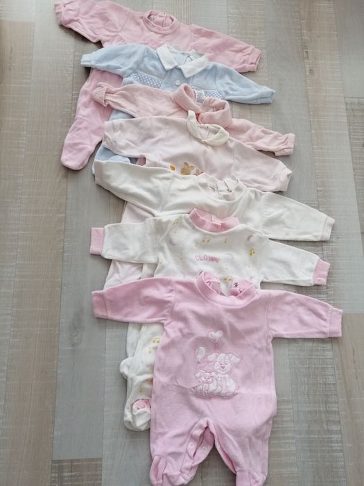 Ubranka dla niemowlaka 56-62