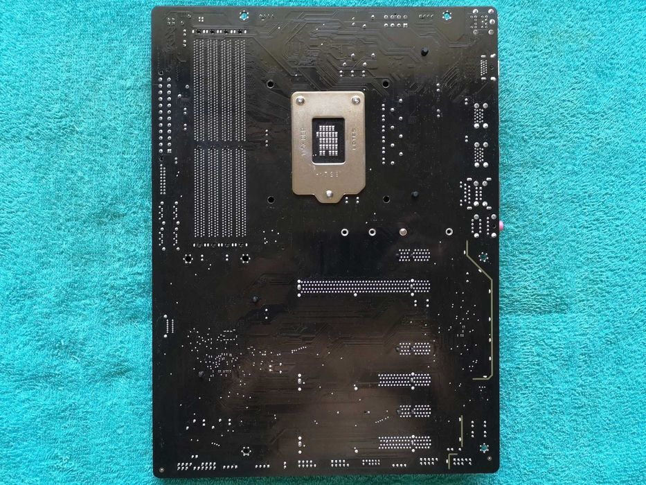 Материнська плата Socket 1151 v2  Gigabyte Z370P D3