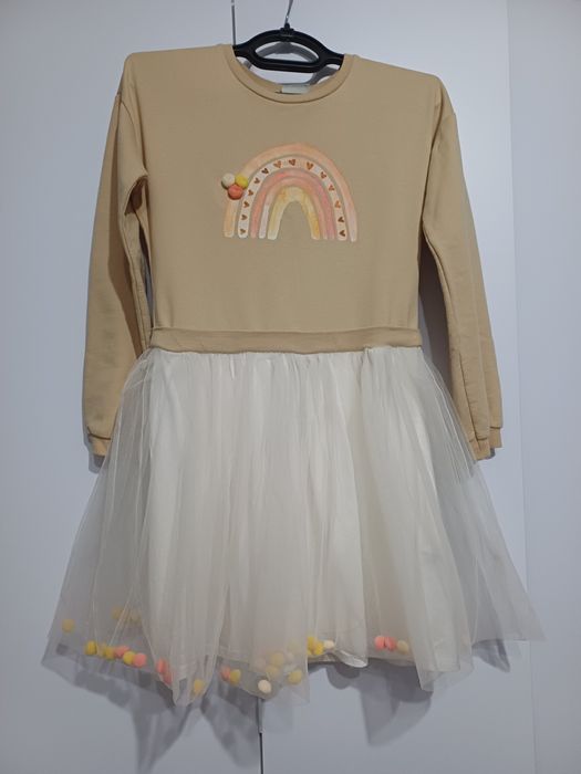 Сукня на дівчинку 140 - 146