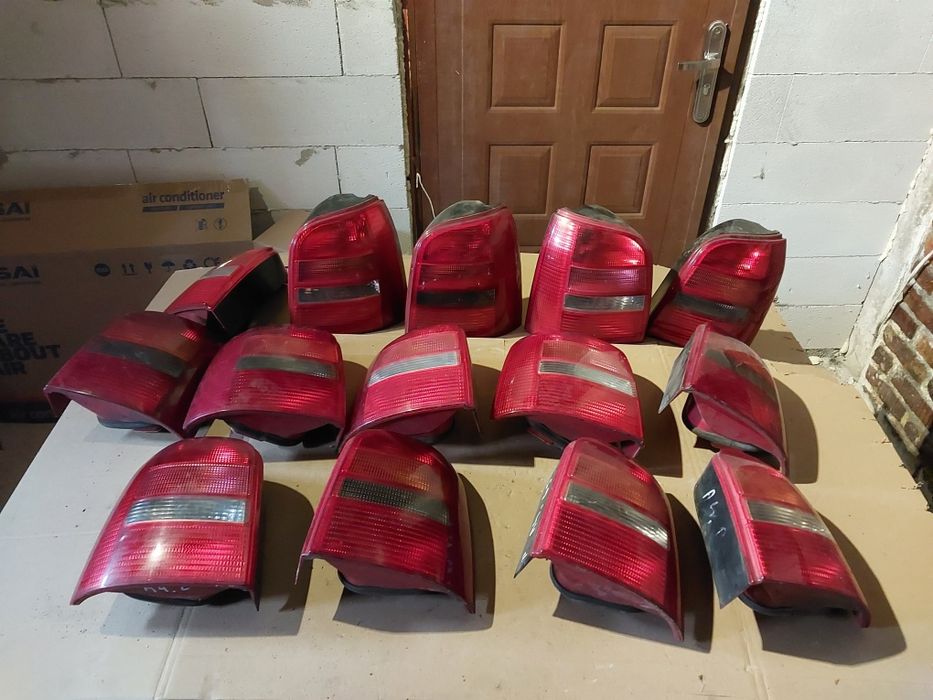 Audi a4 b5 kombi prawa lewa tylna lampa tył wkład